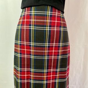 BB Dakota Red Black Plaid Pencil Skirt Size 6